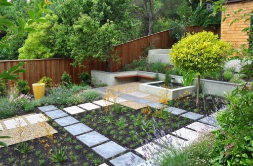 Brilliant Small Backyard Landscaping Ideas